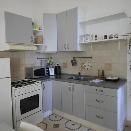 Maddalena House * سبيلّو